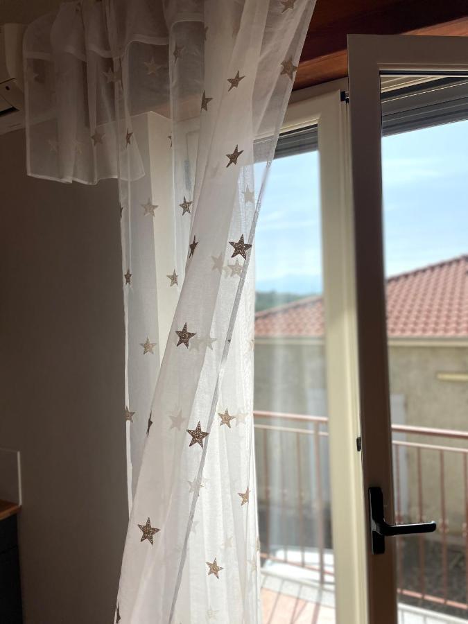 La Casa Di Isa Lägenhet Lamezia Terme Exteriör bild