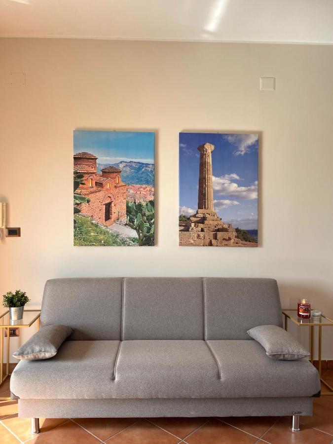 La Casa Di Isa Lägenhet Lamezia Terme Exteriör bild