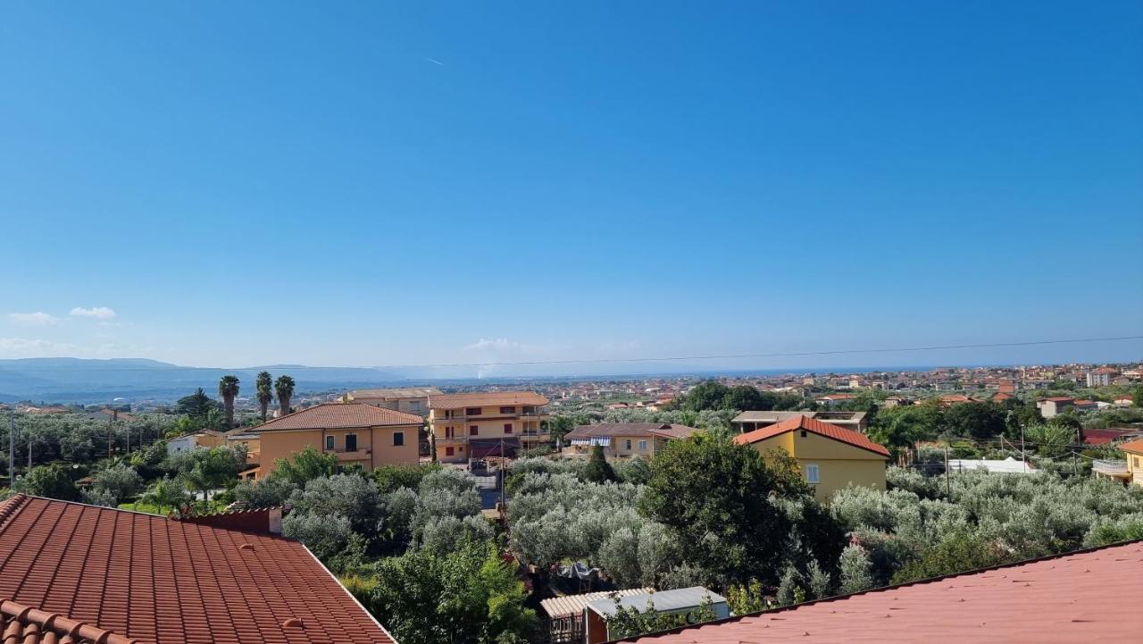 La Casa Di Isa Lägenhet Lamezia Terme Exteriör bild